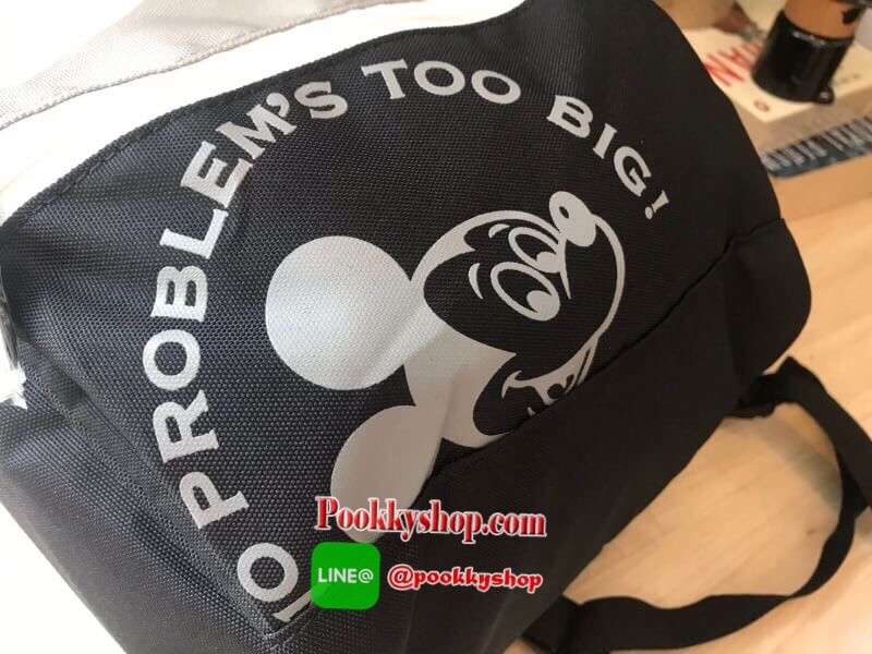 Disney Japan Limited Anello Collaboration Backpack (l) Mickey Retro รุ่นลิมิเตทที่ทางแบรนด์ฉลองครบรอบ90ปี กับวอลท์ดิสนีย์ คอลเลคชั่นสวยๆมีทั้งขนาดคลาสสิค,มินิ,และรุ่นบอสตันวาดลวดลายการ์ตูนจากวอลท์ดิสนีย์เพื่อให้ดูมีสีสัน ใช้ได้ทั้งผู้ใหญ่และเด็ก จะหญิงหรื