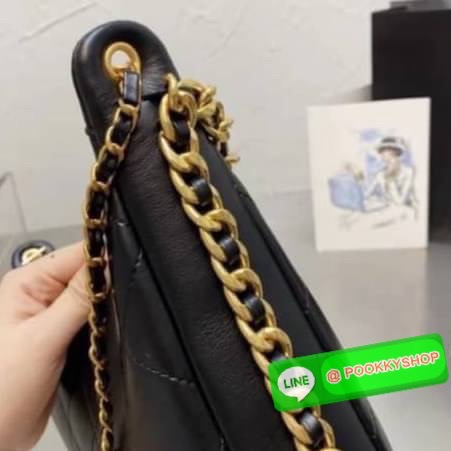 Chanel BLACK QUILTED CLASSIC SHOULDER BAG