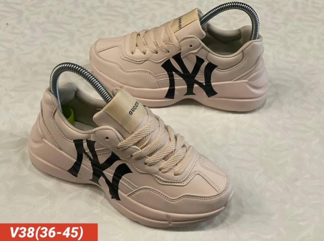 พร้อมส่ง รองเท้าผ้าใบก็อปแบรนด์ NY กุชชี่ เสริมส้น หนังนิ่ม งานสวยมากกกคะ พื้นแบรนด์