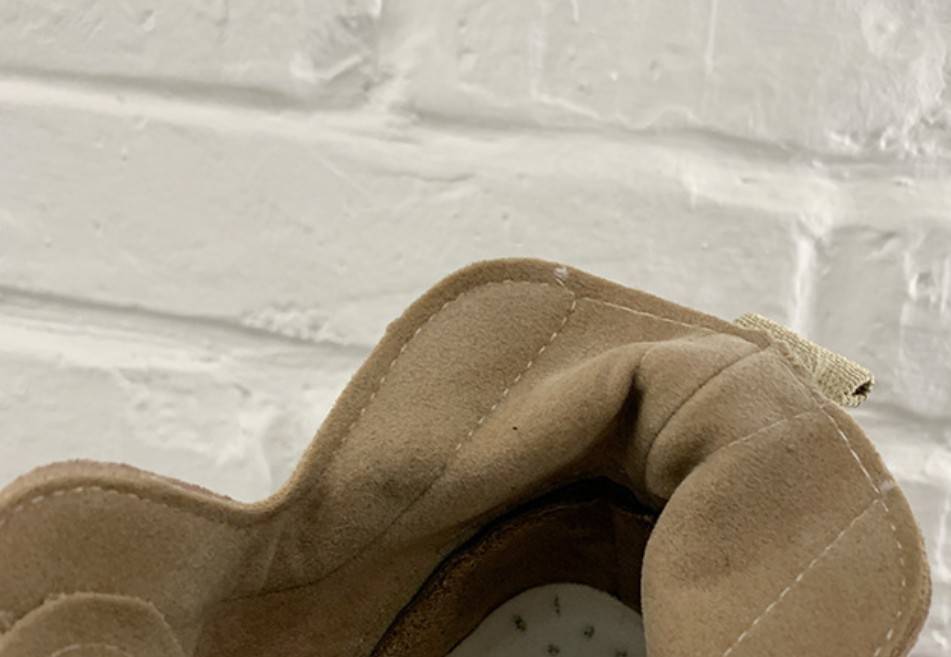 แบบมาใหม่ งานสวยเว่อร์ๆ !! รองเท้าบู้ททรงสั้นหุ้มข้อ พื้นหนา 3 c.m. วัสดุหนังสักกะหราดเนื้อหนาขึ้นทรง ดีไซน์ผ่าข้างเก๋ๆ ใส่นุ่มสบายเดินไม่เมื่อยจ้า งานจริงสวยมากกกไม่จกตา รูปถ่ายจากสินค้าขายจริง 100% สาวกบู้ทใครไม่สั่งคู่นี้พลาดมาก!!