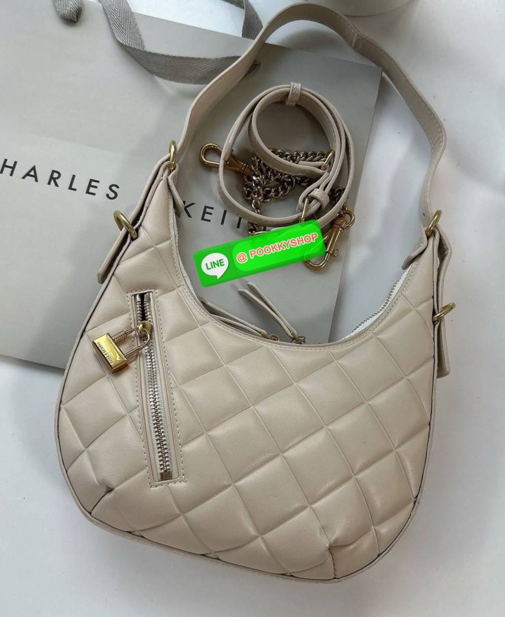 Charles&Keith แท้ Outlet ทรง hobo ใช้ได้ 2 แบบ ถือได้ สะพายได้