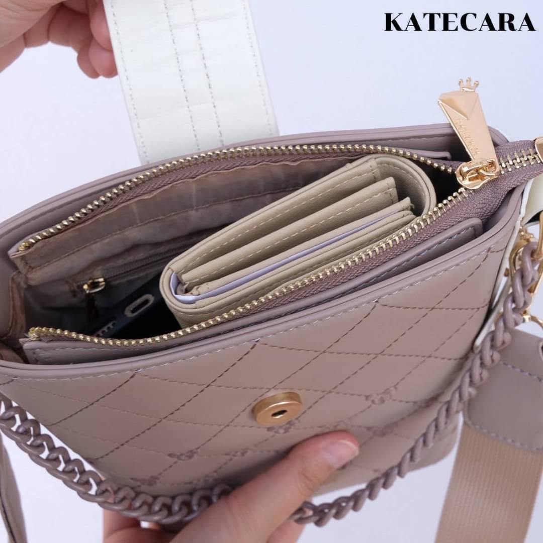 ว๊าวววๆๆ สวยมาก แบรนด์แท้ KATECARA ทรงถัง หน้ามิกกี้ มี2 สาย งานสวยมากๆ คะ