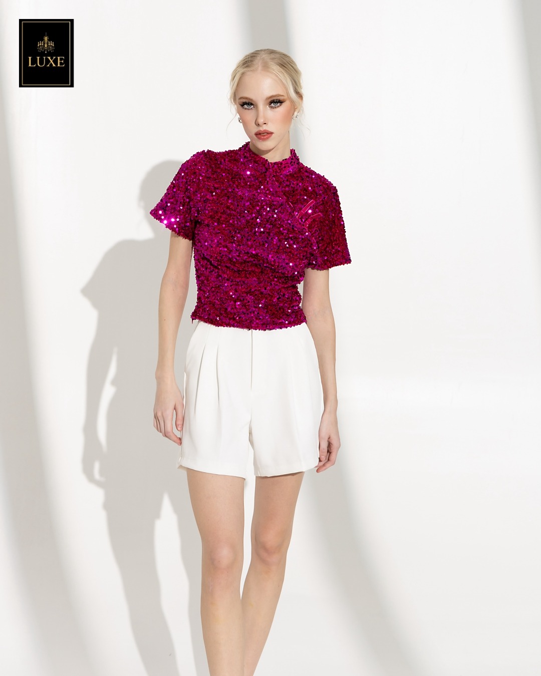 เสื้อแฟชั่น เสื้อกี่เพ้าแขนสั้น ผ้ากำมะหยี่ปักเลื่อมวิบวับ เนื้อนุ่มยืดหยุ่น มีซับในเต็มตัว