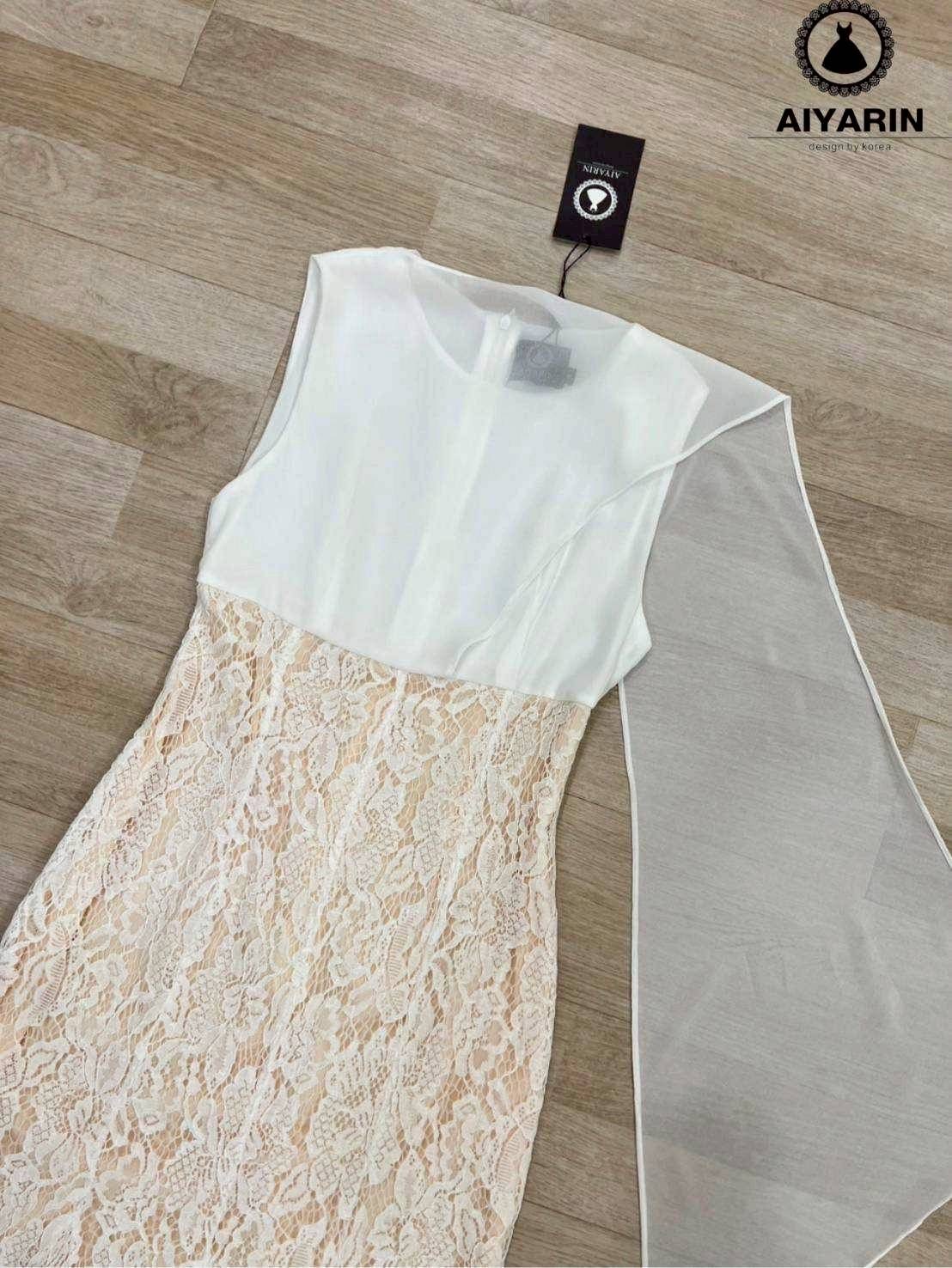 เดรสผ้าลูกไม้ปักดอกไม้ฉลุทั้งชุดตัดสีของชุดด้วยผ้าลูกไม้สีขาวสวยซับในสีครีมดูลูกคุณมาก เดรสผ้าลูกไม้เนื้อดีลายลูกไม้ฉลุดอกไม้สวยไฮโซเนื้อดีมีทรงสวยมั้กๆผ้าหนานิ่มไฮโซสวมใส่ง่ายเเต่งเเนวลูกคุณมั้กๆคะเดรสเเขนไหล่เบี่ยงดูเก๋ออกงานได้ทุกโอกาศสวยมากกระโปรงยาวจ