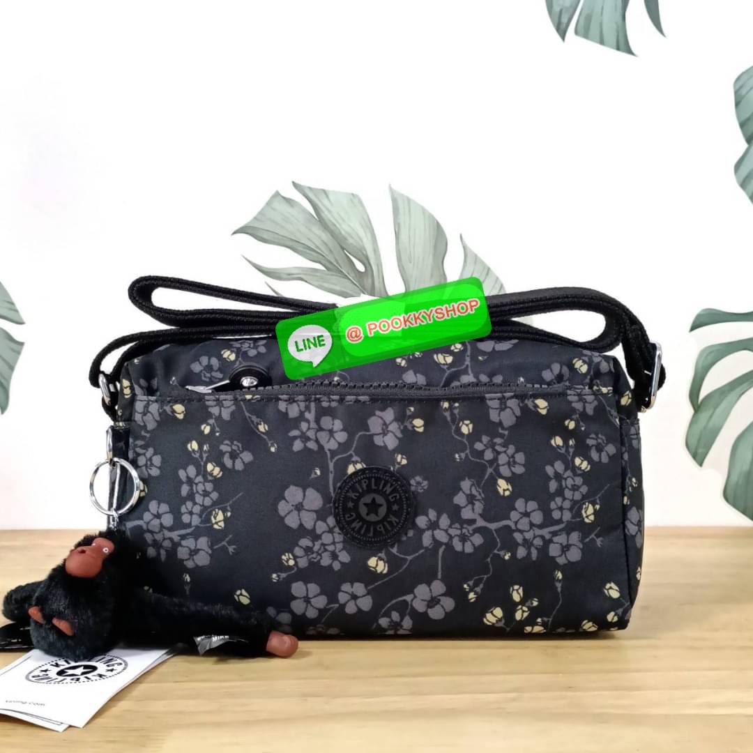 KIPLING Monkey program K16217 Seoul up sling bag รุ่น 3 ซิป สะพายข้าง ขนาดเล็กทรงสี่เหลี่ยมผืนผ้า วัสดุ Nylon 100% หลสกหลายฟังก์ชั่นใช้งาน ครบครันในใบเดียว