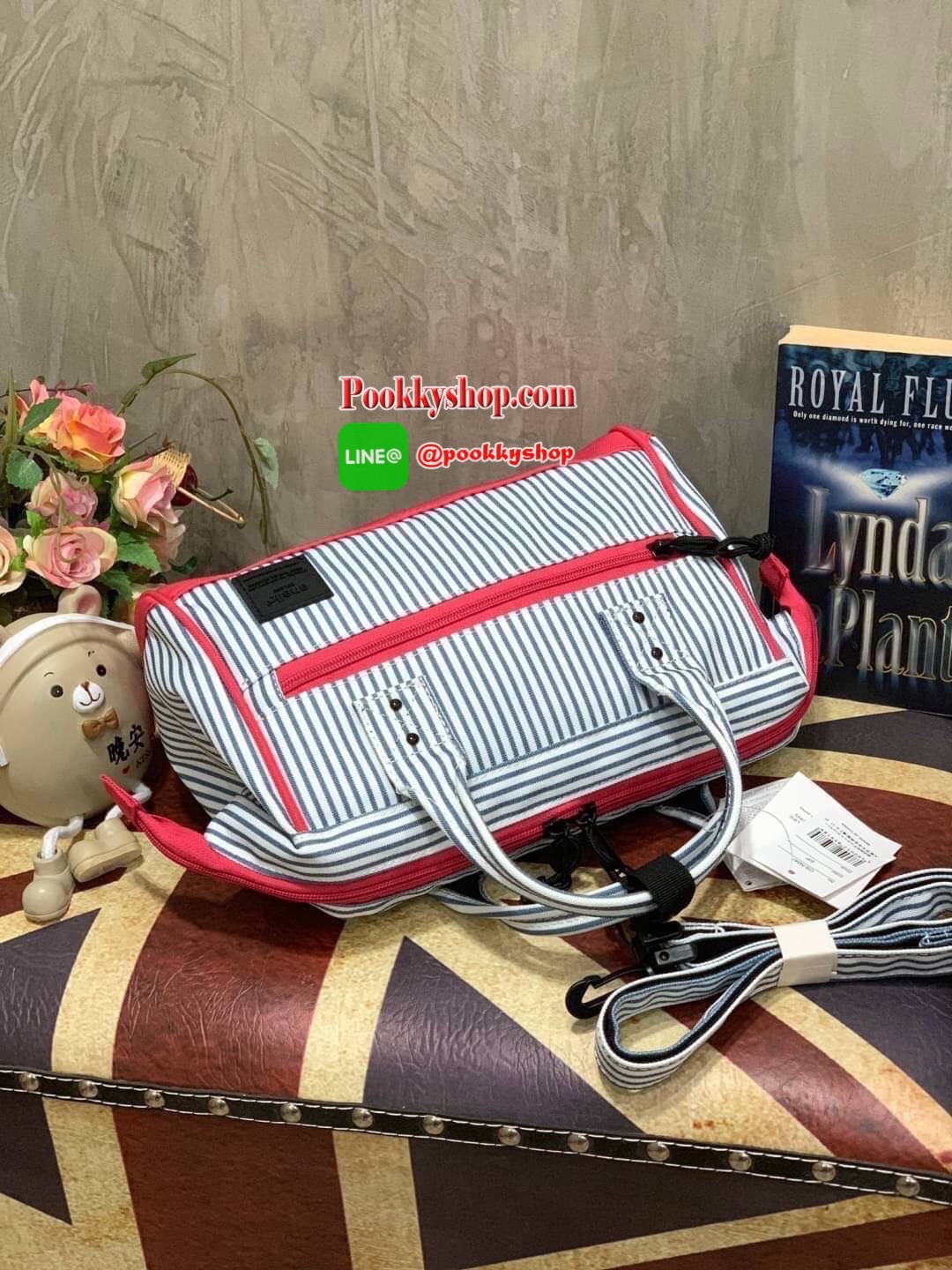 ANELLO MINI SHOULDER BAG MULTI COLOR OS-N047 กระเป๋าสะพายข้าง Multi Colors Collection สีสันสดใสสะดุดตา มี Logo เป็นยางนูนสีดำตัดกับสีกระเป๋า ทำให้ดูน่าใช้มากยิ่งขึ้น (Lining anello) วัสดุpolyester มีลักษณะเฉพาะตัวด้วยสี Two Tone ทั้งตัวกระเป๋า,ซิป,ก้นกระเ