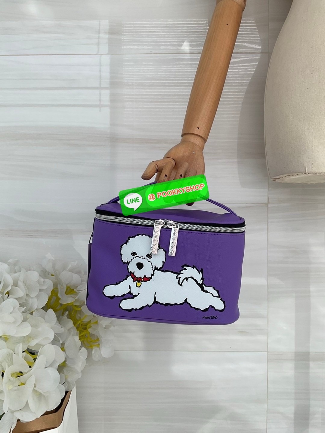 🚚 พร้อมส่ง 🚚 Marc Tetro Large Make Up Tote /Travel สินค้าแบรนด์แท้100% พร้อมแท็ก!! แบรนด์ดังจากอเมริกา รุ่นขายดีในประเทศญี่ปุ่น กระเป๋าเครื่องสําอาง แบบมือถือ ลาย แมว / สุนัข มีให้เลือก 3 ลาย วัสดุหนัง pvc หนังเทียม น้ำหนักเบา ปิด/เปิด ด้ว