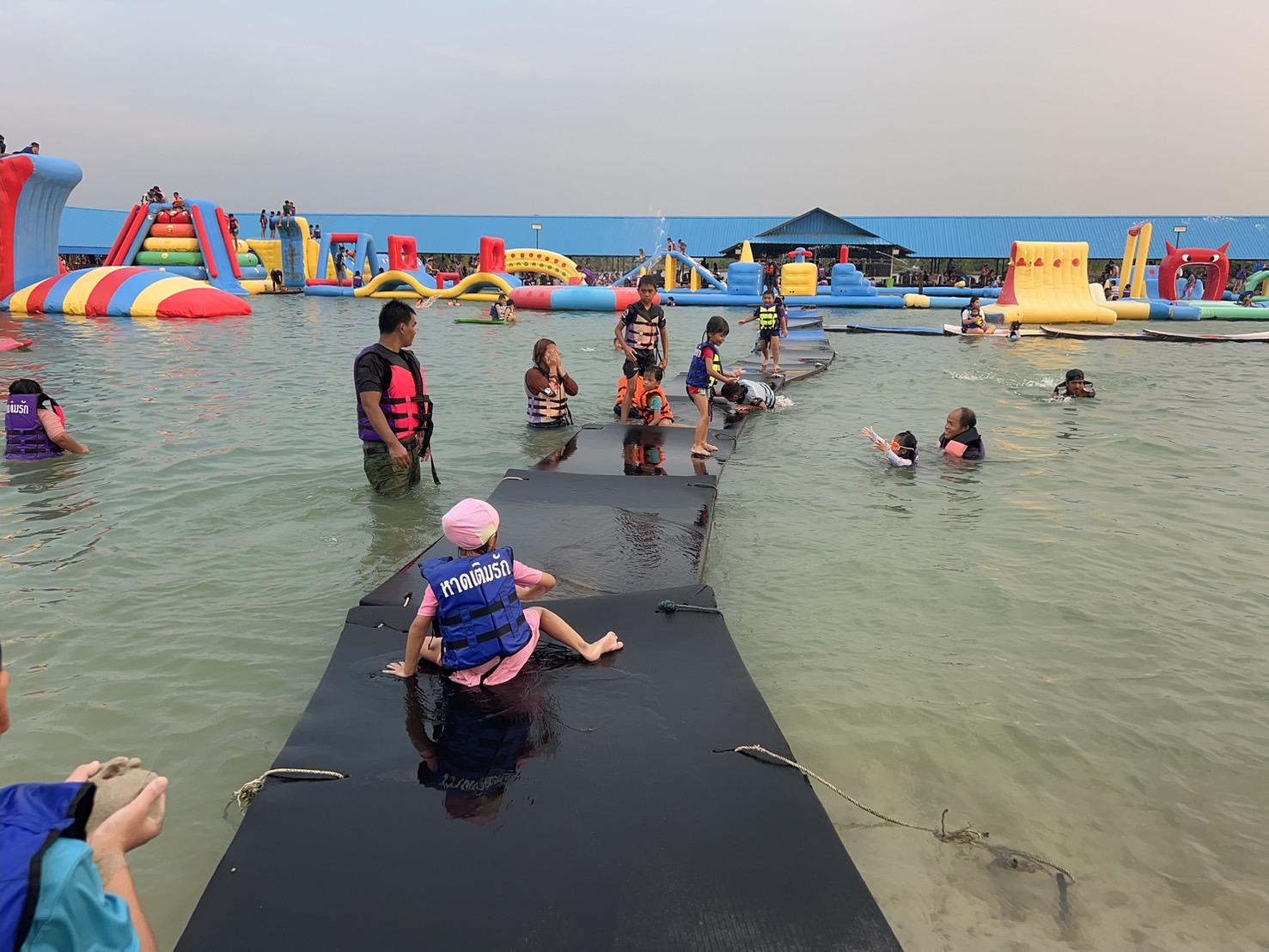 แผ่นยางปูพื้นกันกระแทก หนา 60 มม.