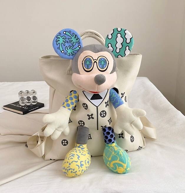 พร้อมส่ง เป้ตุ๊กตาใบใหญ่ สวยมาก น่ารักสุดๆ ไม่มีใครเหมือน และไม่เหมือนใคร สะพายเก๋ๆ งานคุณภาพสูง เนื้อผ้าหนา ตุ๊กตาแน่น ไปไหนก็เด่น ใครๆก็ต้องสะดุดมอง