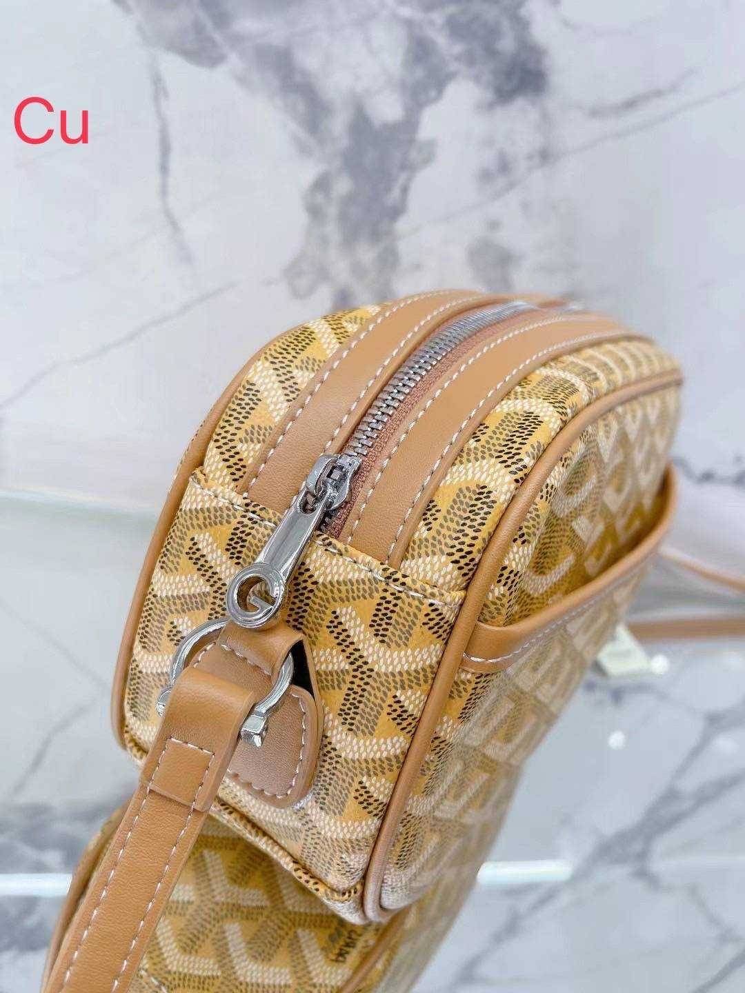 พร้อมส่งค่า Goyard S22 กระเป๋า camera Bag งานHiend คอลเลคชั่นล่าสุด เรียบเเต่หรู ชนชอป รุ่นนี้ใช้ได้ตลอดค่า