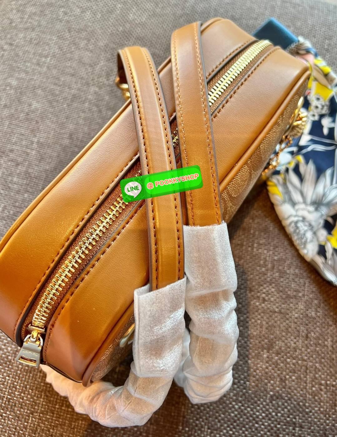🆕🆕🆕 สวย หรู ดูดี ทางนี้จ้าสาวๆๆ สินค้าต้องมี ห้ามพลาด! COACH CAMMIE CHAIN SHOULDER BAG IN SIGNATURE ((C8149)) 🌟พร้อมส่ง จำนวนจำกัด ก่อนหมด! กับกระเป๋าหิ้วหรือสะพายไหล่ สายสะพายไหล่ในตัวแบบโซ่มีหนังรองบ่า สวยงามมากๆค่ะ หนังแ