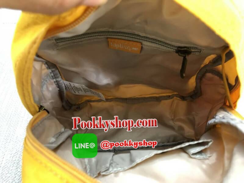 New in. Kipling Mini Backpack Bag >>Factory oem HK<< สิ้นสุดการรอคอย พร้อมส่งที่ไทยอีกครั้งค่ะ!!! สุดคุ้ม!!! รุ่นนี้สามารถหิ้ว//สะพายข้าง//ครอสบอดี้ร์//และสะพายหลังแบบเป้ ได้ ครบจบใบเดียวอยู่ค่ะ!!! วัสดุไนล่อน ด้านหน้ามีช่องซิปหนึ่งช่อง ใส่มือ
