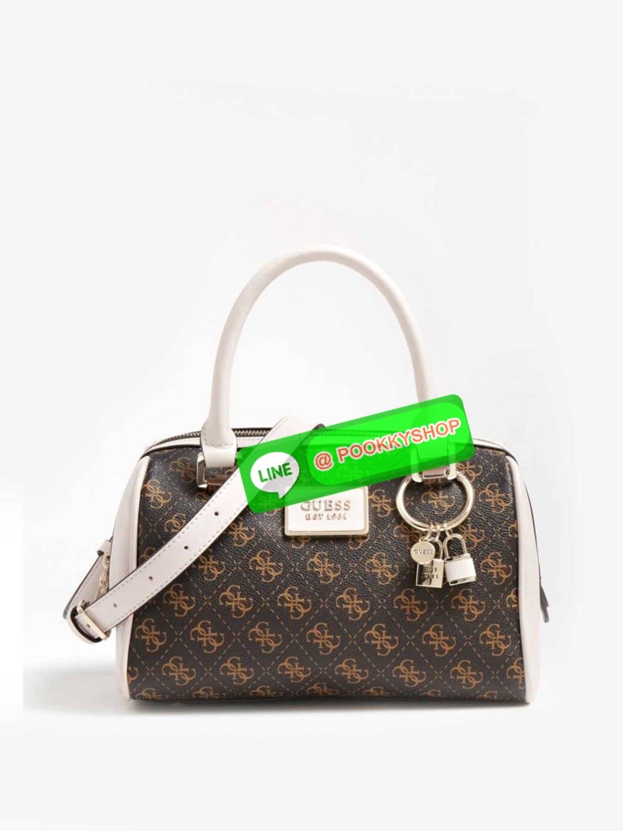 Guess Handbag with Small Shoulder Strap Tyren SG796605 New collection!! Guess ทรงหมอน ขนาดเล็ก ลายซิกเนเจอร์แบรนด์ ทรงหมอนยอดฮิต มีให้เลือก 5 สี สีสวยคลาสสิก เข้ากับง่ายกับทุกชุด ปิด/เปิด ด้วยซิป ภายในโล่งกว้าง แยกเป็นสัดส่วนใช้งาน ซับในตราแบรนด์