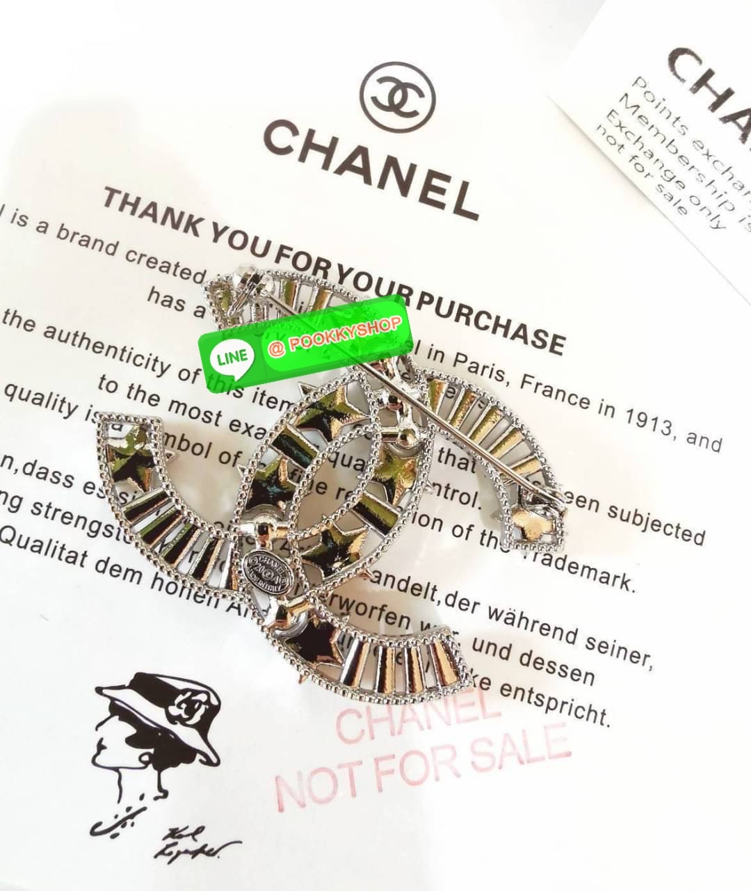 พร้อมส่งความสวย Rare items ห้ามพลาด! แพ็คสุดคุ้มX3! CHANEL EARRING & BROOCH SET VIP GIFT WITH PURCHASE THE ORIGINAL PACKAGE (GWP) ชุดกิ๊ฟเซทของกำนัลสุดเลอค่าจากการแลกคะแนนสะสมสำหรับลูกค้าสมาชิก VIP CHANEL DUTYFREE ไอเท็มหายากชวนสะสมมาเป็นชุดทั้งตุ้มหูและเ