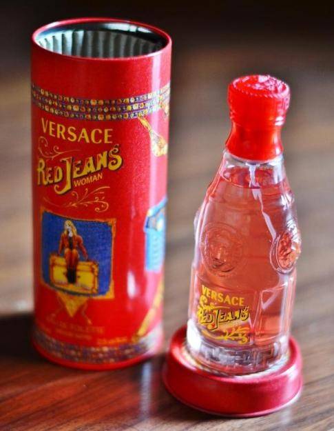 น้ำหอม Versace Red Jeans EDT for Women 75ml (มีกล่อง)