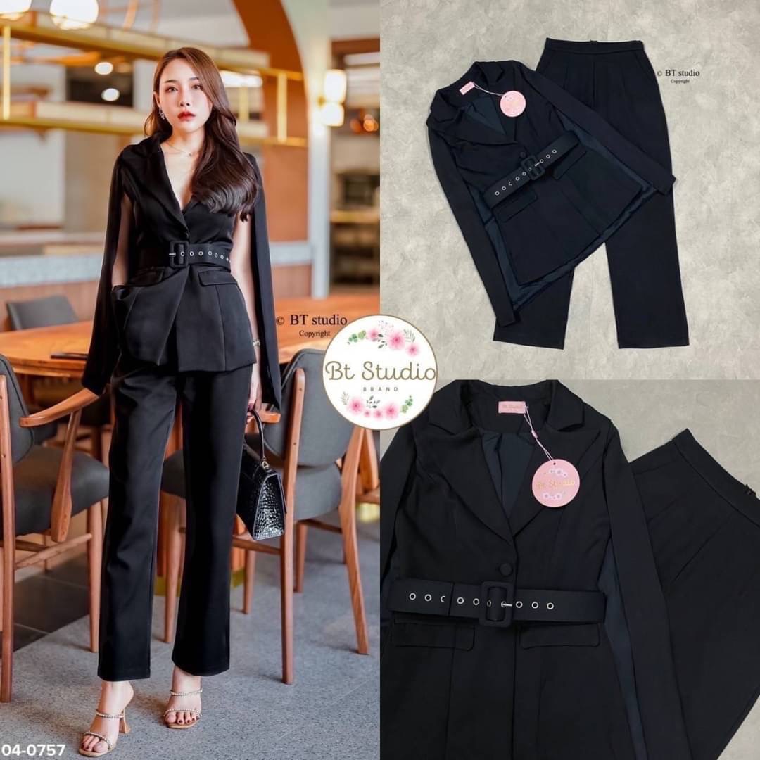 เซท 3 ชิ้น เสื้อเบเซอร์แขนกุด แต่งแขนเป็นผ้าคลุม กระดุมหน้า มาพร้อมเข็มขัด แมทซ์กับกางเกงขายาวมีกระเป๋าข้างใช้งานได้จริง ลุค CEO แบบ สวย หรู ดูแพงจ้าาา