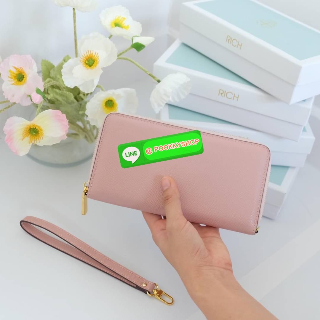 KEEP • Super Rich Collection 8 ( Long Wallet )• กระเป๋า สตางค์ขนาดยาว ซิปรอบ ภายใน จุของคุ้ม ใส่บัตร ใส่มือถือ มีช่องใส่เหรียญแยกอีกด้าน ใส่แบงค์พันได้ไม่ต้องพับ ใบจริงสวยมาก ได้ไปรับทรัพย์ทวีคูณแน่นอนค่ะ Don’t miss !!