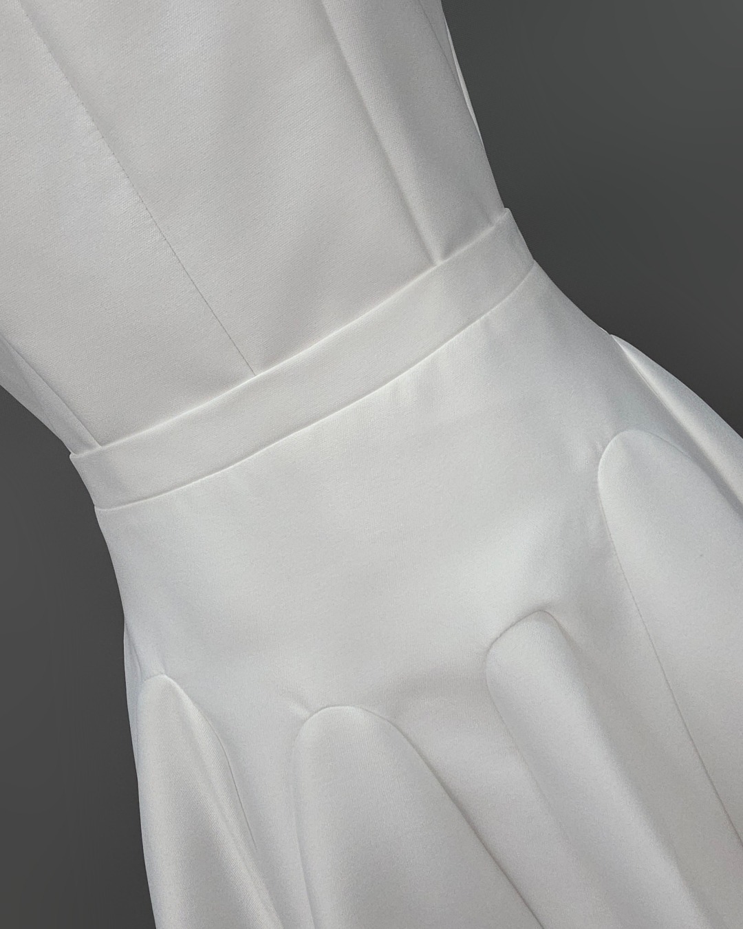 เดรสแฟชั่น เดรสเสื้อคอตั้ง แขนสั้น กระโปรงบาน