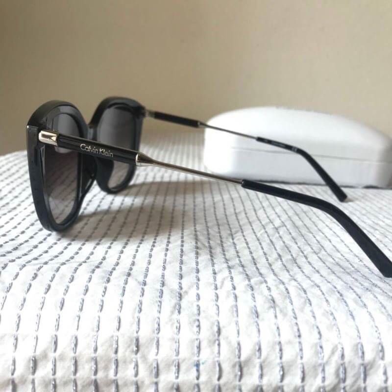 Calvin Klein CK3200S สวยมากๆ อุปกรณ์กล่องและผ้าเช็ดแว่น