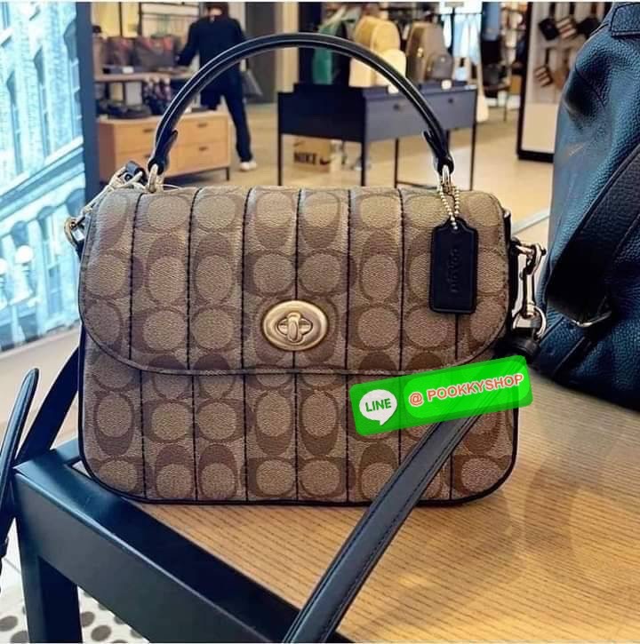 NEW IN💥>>รุ่นหายากก็มา แย่งกันแทบไม่ทัน🌺🌈//>>COACH MARLIE TOP HANDLE SATCHEL IN SIGNATURE CANVAS WITH QUILTING(COACH C5645) 🌺กระเป๋าถือ สะพาย วัสดุหนังแคนวาส ตัดขอบดีเทลด้วยหนังแท้ ขึ้นทรงสวยมากๆ //มีสายสะพายยาว