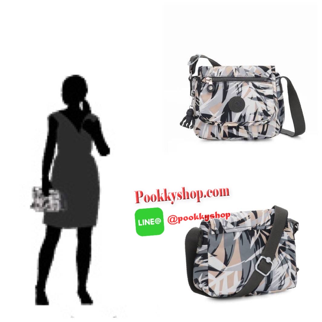 KIPLING SABIAN PRINTED CROSSBODY MINI BAG คอลเลคชั่นใหม่จากpac-man สำหรับสาวๆที่ชื่นชอบกระเป๋าสะพายข้าง ขนาดกำลังดี สะพายได้ทั้งสายคู่และสายเดี่ยว เปิดปิด2ชั้นด้วยกระดุมแม่เหล็กและซิป ภายในกว้างใส่กระเป๋าสตางค์ยาว มินิไอแพคและของจุกจิกอื่นๆได้ สายสะพายปรั