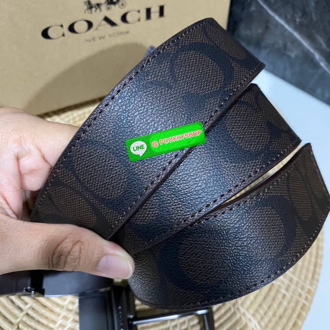 Coach Men’s Belt Double Buckle Double Sided Box Set Belt For Gift Coach Set เข็มขัดสำหรับผู้ชาย ภายในเซทมีสายเข็มขัด วัสดุ PVC 1 เส้น และ หัวเข็มขัด 2 แบบ2สไตล์ หัวเข็มขัดปั้มแบรนด์ รุ่นนี้สามารถหมุนกลับด้านสลับใช้งานง่ายทั้ง2ด้าน สายเข็มขัดปรับระดับได้เจ