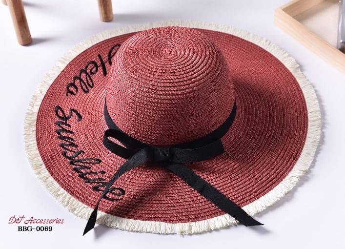 สินค้าพร้อมส่ง หมวกสานปีกกว้างปัก Hello Sunshine พับได้คืนรูปได้ดี ถูกน้ำได้ สวย ถ่ายรูปมากเริ่ดสุดๆจ้า