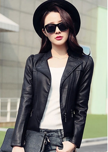 เสื้อผ้าแฟชั่นนำเข้า : เสื้อแจ็คเก็ต เสื้อหนังแฟชั่น พร้อมส่ง สีดำ คอจีน ดีเทลด้วยปกโฉบเฉี่ยว แต่งกระเป๋าหลอกด้วยซิบรูด สุดเท่ห์ รายละเอียดเพิ่มเติม : หนังเนื้อนิ่มหน้าใส่ แต่งผ้าซับใน
