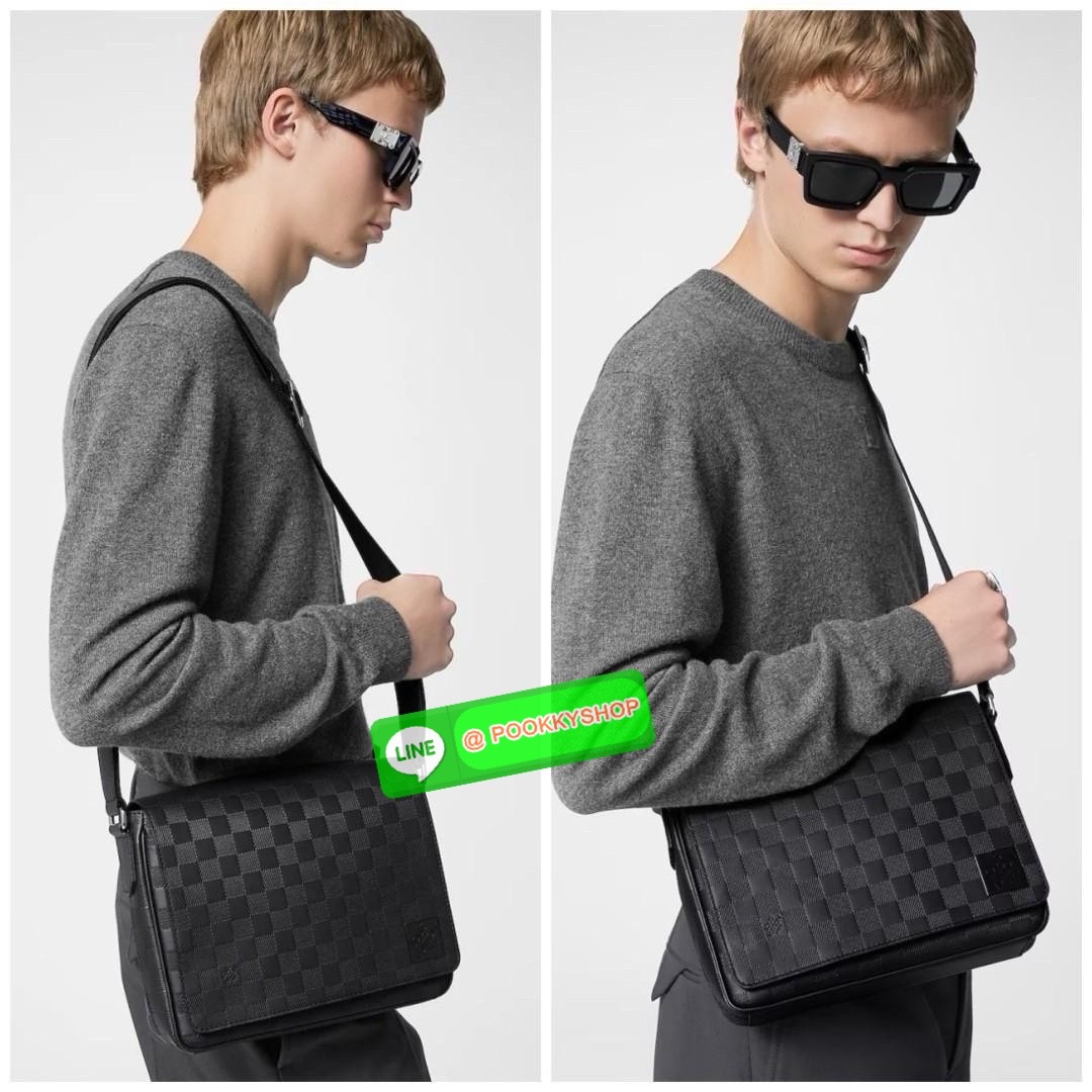 ราคาดีๆหมดแล้วหมดเลยน๊าา ใช้เป็นเพื่อนคู่กายในชีวิตประจำวันรุ่นนี้ไม่ว่าจะใช้ในไทยหรือพกพา ตปท.คือดูดีมากๆ ห้ามพลาด LOUIIS VUITTON DISTRICT PM ((Vip Duty free ตปท.)) 🔖พร้อมส่ง! กระเป๋าแมสเซนเจอร์ District PM รุ่นใหม่ 2024! หนังแม้อย่างดี ลายนูนสวย