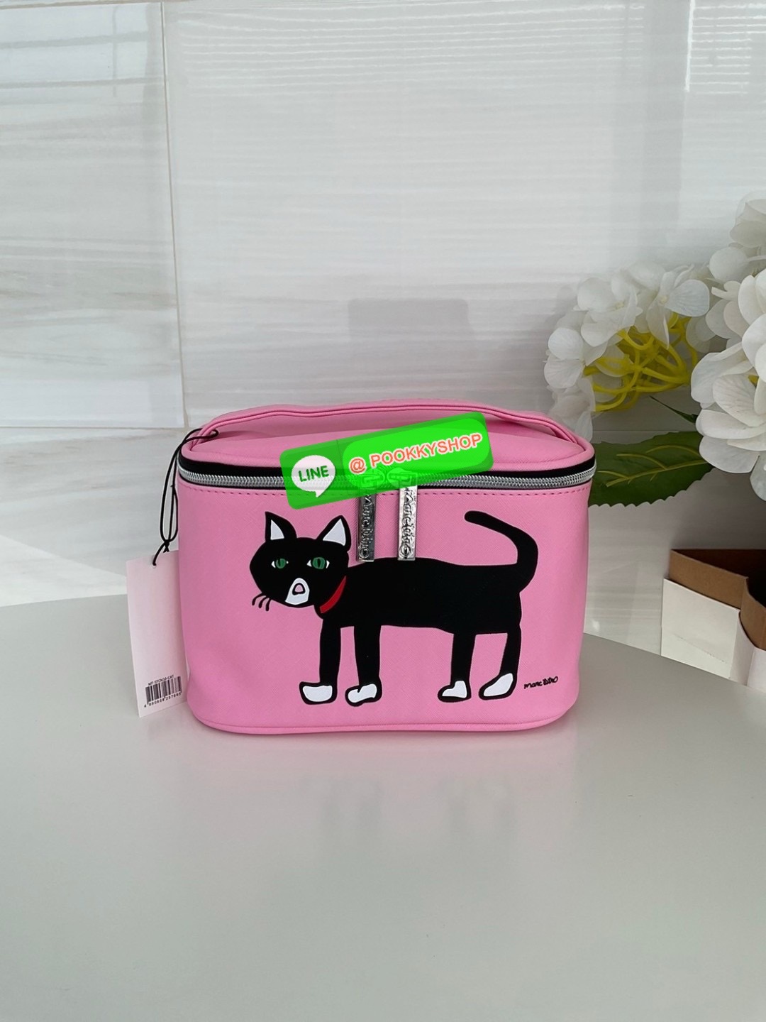 🚚 พร้อมส่ง 🚚 Marc Tetro Large Make Up Tote /Travel สินค้าแบรนด์แท้100% พร้อมแท็ก!! แบรนด์ดังจากอเมริกา รุ่นขายดีในประเทศญี่ปุ่น กระเป๋าเครื่องสําอาง แบบมือถือ ลาย แมว / สุนัข มีให้เลือก 3 ลาย วัสดุหนัง pvc หนังเทียม น้ำหนักเบา ปิด/เปิด ด้ว