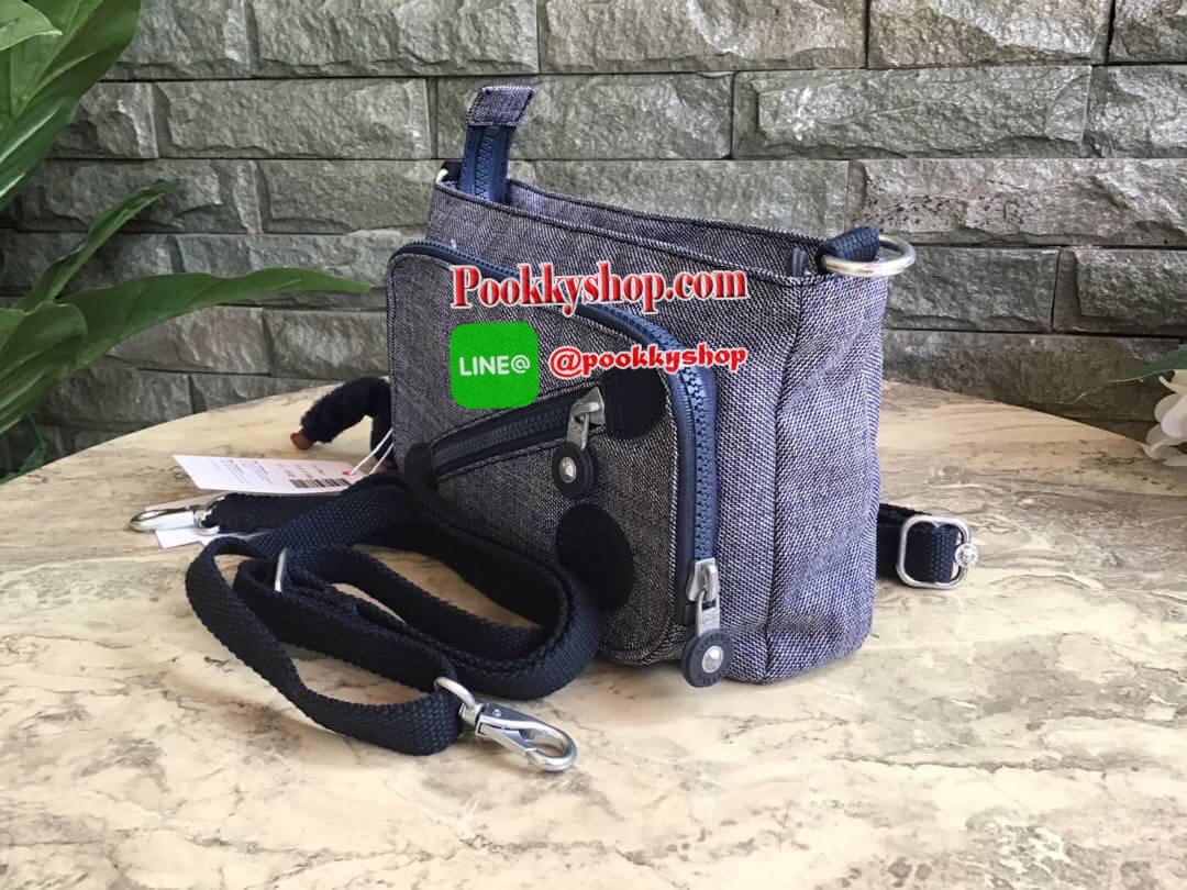 Kipling milos crossbody bag (K13696) กระเป๋าสะพายข้าง crossbody ขนาดกำลังดี มี 2 สาย สายสะพายสั้น ถือเป็นทรงพอรช์(pochette)ถอดเปลี่ยนสลับกับสายยาวได้ มีช่องซิปใช้งาน3ช่อง 2ช่องใหญ่ภายในมีเล็กแยกเป็นสัดส่วน ใส่มินิไอแพค กระเป๋าสตางค์ยาวได้ ด้านหน้ามีช่องซิ