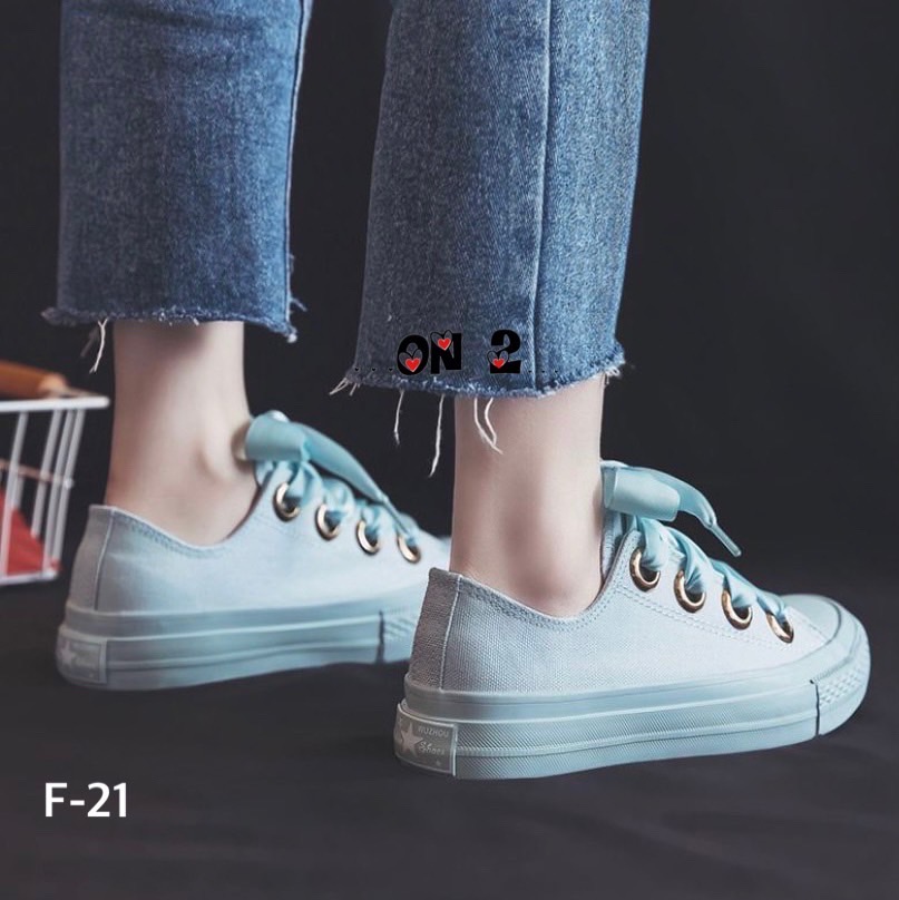 รองเท้าผ้าใบสีพาสเทลหวานงานสไตล์แบรนด์ สายริบบินผูกโบ งานน่ารักเกาหลีมากกก มี 3 สี