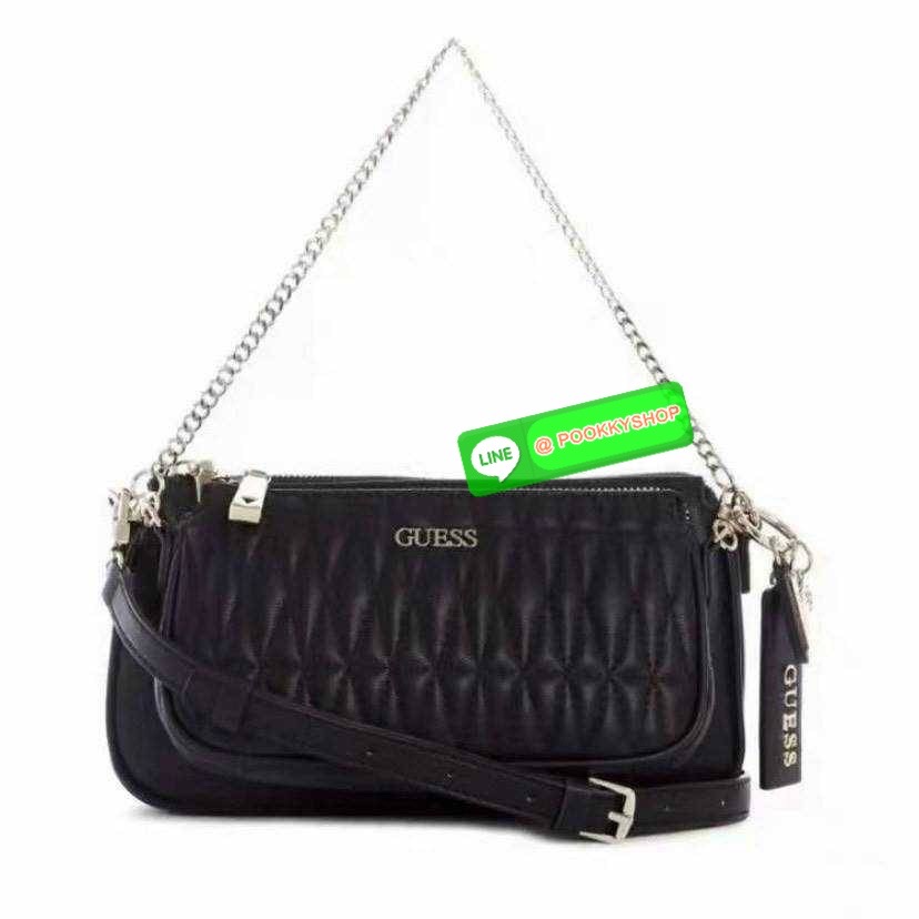 Guess ซื้อ 1 ได้ถึง 2 วัสดุหนัง PU เนื้อนิ่ม มาพร้อมสายสะพาย 2 เส้น สายโซ่สั่นสำหรับสะพายคล้องไหล่ และสายหนังยาวสะพายคลอสบอดี้สามารถปรับระดับได้ สวยได้หลายลุค คุ้มสุดๆจ้า