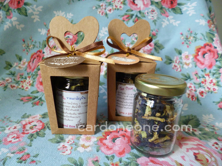 ของชำร่วยชาดอกอัญชันใส่กล่อง