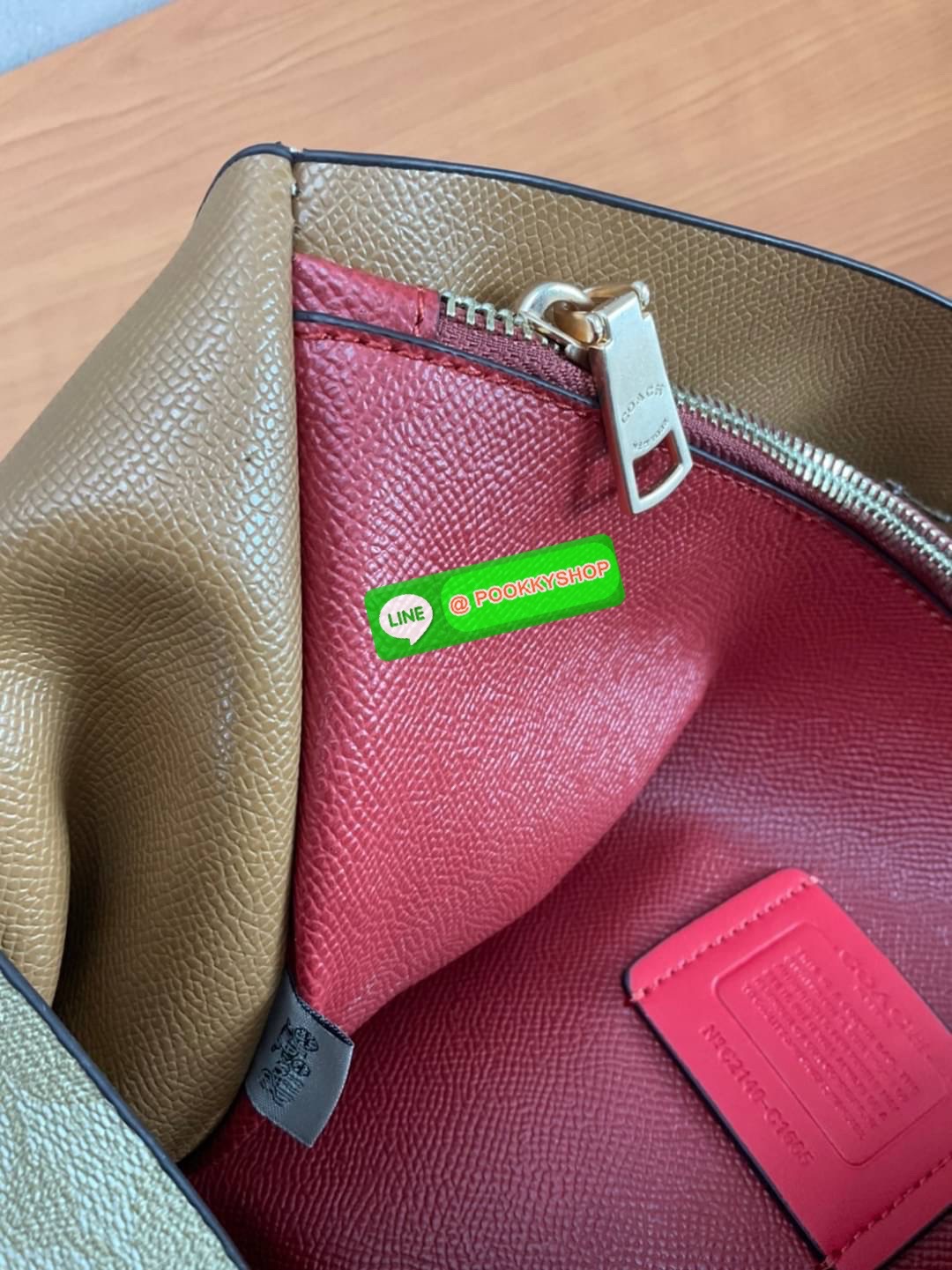 🚚 พร้อมส่ง 🚚 Restock!! รุ่นขายดีที่สุด มากี่รอบก็ขายดีหมดไวทุกรอบ💕 COACH F1665 MOLLIE TOTE IN SIGNATURE CANVAS กระเป๋าสะพายไหล่ Coach ทรง Shopping รุ่นใหม่ คุณภาพดี หนัง pvc หนังนิ่ม ทรงสวย คลาสสิก รุ่นฮิตตลอดกาล ไม่ตกเทรน ภายในแยก