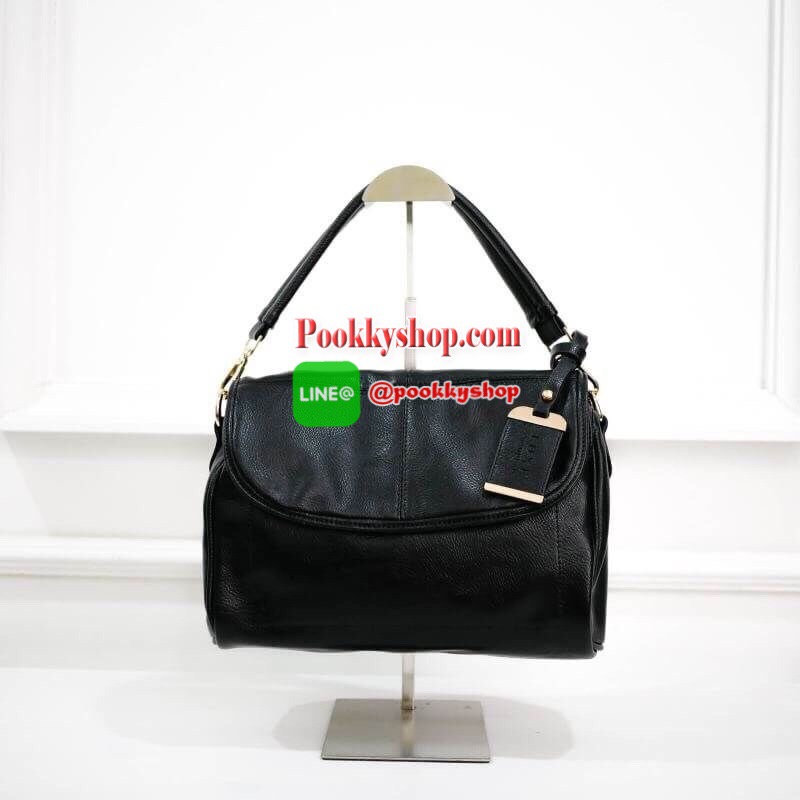 New arrival Lady city bag กระเป๋ายอดขายถล่มทลายในประเทศสิงคโปร์ จาก Luxe วันนี้มีมาให้ช้อปกันแล้วค่ะ กระเป๋าจัดระเบียบอย่างแท้จริง ด้วยช่องที่มากถึง 9 ช่อง เห็นใบแค่นี้ แต่คุณจะปลื้มรุ่นนี้อย่างไม่น่าเชื่อ มาดูกันค่ะ ว่ารุ่น Regular 2 way city bag จะช่วยใ