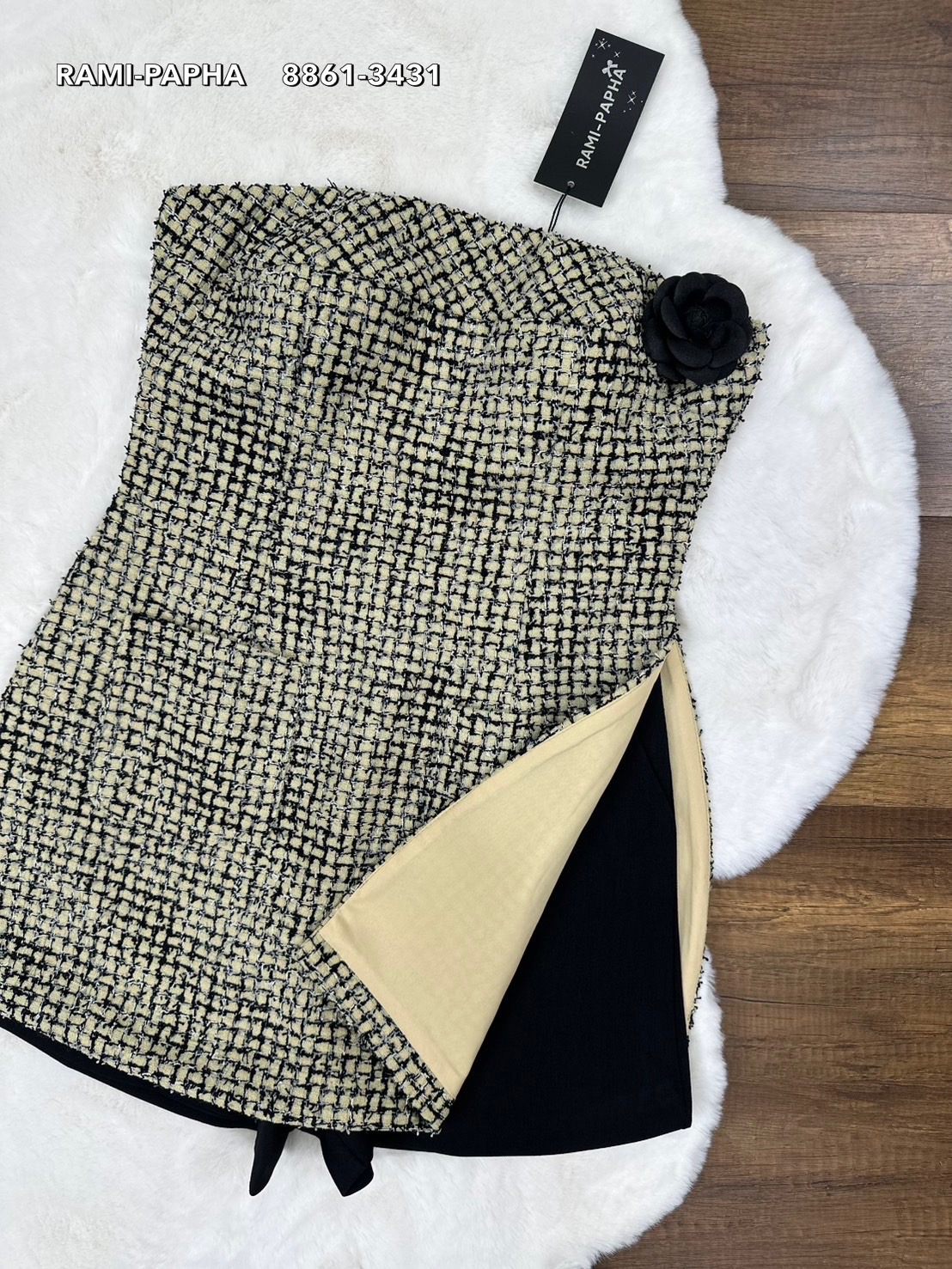 ชุดเซทแฟชั่น เสื้อเกาะอกตัวยาว เนื้อผ้าทวีตสีสวยมาก มีกระเป๋าหน้าใช้งานได้จริงทั้งสองด้าน