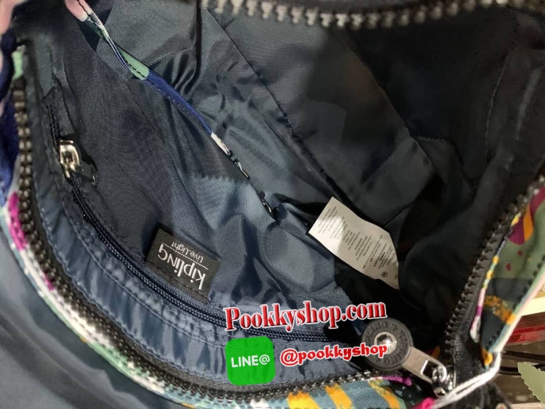 KIPLING SABIAN PRINTED CROSSBODY MINI BAG คอลเลคชั่นใหม่จากpac-man สำหรับสาวๆที่ชื่นชอบกระเป๋าสะพายข้าง ขนาดกำลังดี สะพายได้ทั้งสายคู่และสายเดี่ยว เปิดปิด2ชั้นด้วยกระดุมแม่เหล็กและซิป ภายในกว้างใส่กระเป๋าสตางค์ยาว มินิไอแพคและของจุกจิกอื่นๆได้ สายสะพายปรั