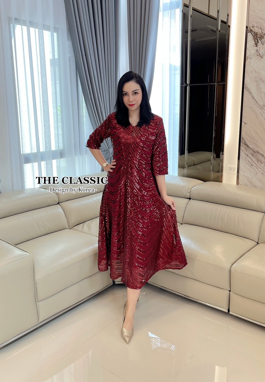 เดรสแฟชั่น ชุดเดรสออกงานปักเลื่อมใช้ผ้าเนื้อดีปักด้วยเลื่อมสีเงิน