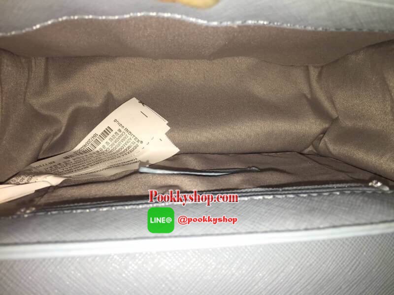 Don't Miss! Best Seller! ZARA CROSSBODY WITH 2STRAPS กระเป๋าถือหรือสะพายทรงคลัชรุ่นยอดนิยมวัสดุหนัง Saffiano อยู่ทรงสวยหรูสไตล์ PRADA แข็งแรงทนทาน ดีไซน์เก๋ไม่ซ้ำใคร เปิดปิดด้วยตัวล๊อคเอกลักษณ์ของ ZARA ภายในมีโลโก้ สามารถใส่มือถือ iphone7+ ได้ โดดเด่