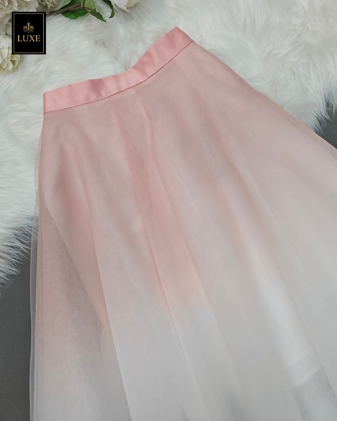 กระโปรงแฟชั่น กระโปรงบานทรงวงกลม ด้านในมีโครงช่วยให้กระโปรงบานสวย