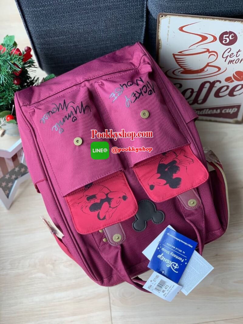 Belle Maison's Disney Fantasy Bags! รุ่น Classic Backpack จากBellemaison แห่งเดียวในประเทศญี่ปุ่น มีรูปโฉมและสไตล์ใช้งานคล้ายแบรนด์ Anello แต่งแต้มสีสันและลวดลายเพิ่มเติมลงบนกระเป๋าจากเหล่าการ์ตูนของดิสนีย์ เป็นรุ่นลิมิเตทสุดๆที่ออกมาไม่บ่อยเลยคร้า!!