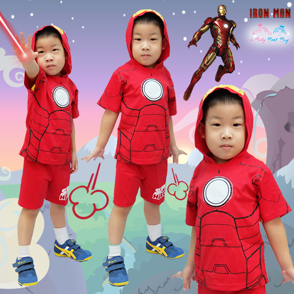 ฮ ( 3-4-5 ปี ) ชุดแฟนซี เด็กผู้ชาย Super Hero - The Avengers - Iron Man สีแดง เสื้อแขนสั้นสกรีนลายเกราะมีหมวก(ฮู้ด) มีไฟกระพริบตรงหน้าอก กางเกงขาสั้น ชุดเสมือนจริงสุดเท่ห์ ลิขสิทธิ์แท้ (สำหรับเด็ก3-4-5 ปี)