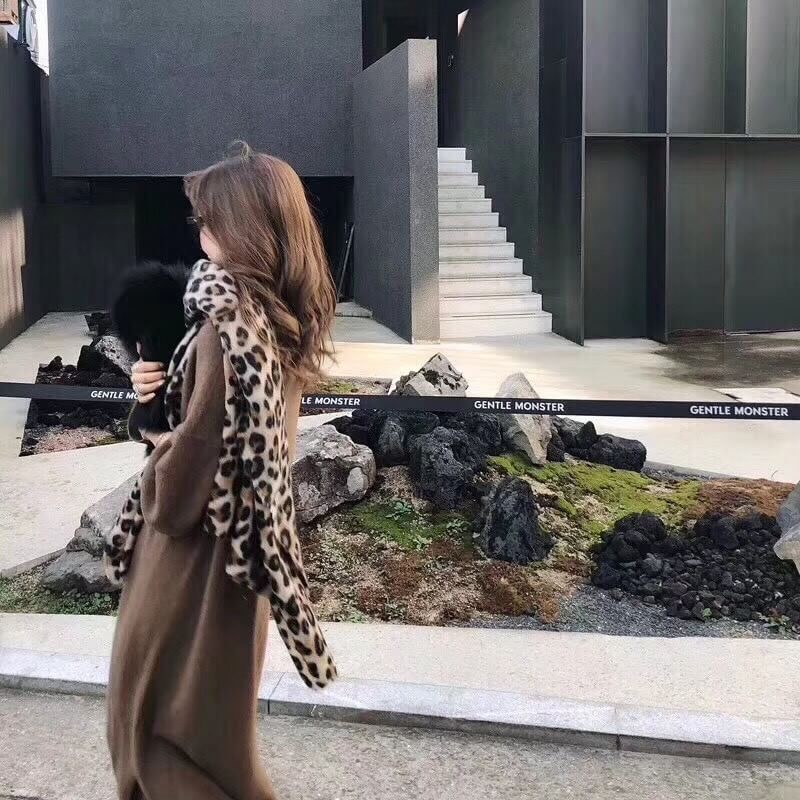 Brand: No Brand ผ้าพันคอลายเสือ 🔥 เสือต้องมา in trend กับแฟชั่นลายเสือ 🔥 ผ้าคลุมไหล่ ผ้าพันคอ ขนาดใหญ่ ทอลายเสือ ลายชัด ลายคมกริบ เนี๊ยบสุดๆ เนื้อผ้าในผืนเดียวกัน สีสวยคลาสสิค เนื้อผ้าหนา เนื้อนุ่ม อุ่นสุดๆ เนื้อผ้าผสมขนสัตว์ หนาวนี้ห้ามพล