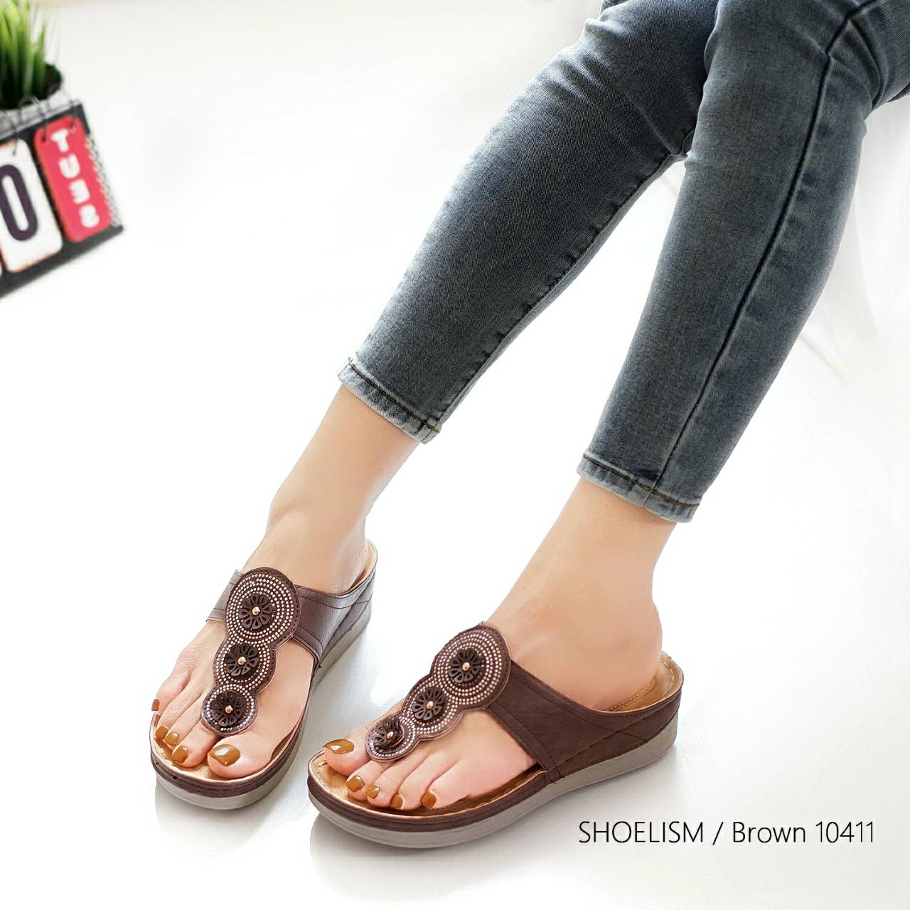 นิ่มเต็มสิบ ไม่กล้าหัก รองเท้าหูคีบลำลอง เพื่อสุขภาพพื้นนิ่ม เบาสบายเหมาะกับคนรักสุขภาพเท้า งานสวยเลเซอร์เนี้ยบ