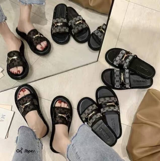 แบบสวยพร้อมส่ง รองเท้าแตะตาข่ายโปร่งใส 3สี มีเส้นคาดหน้า พื้นนิ่มนิยมมาก ใส่สบาย