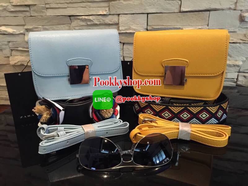 Don't Miss! Best Seller! ZARA CROSSBODY WITH 2STRAPS กระเป๋าถือหรือสะพายทรงคลัชรุ่นยอดนิยมวัสดุหนัง Saffiano อยู่ทรงสวยหรูสไตล์ PRADA แข็งแรงทนทาน ดีไซน์เก๋ไม่ซ้ำใคร เปิดปิดด้วยตัวล๊อคเอกลักษณ์ของ ZARA ภายในมีโลโก้ สามารถใส่มือถือ iphone7+ ได้ โดดเด่