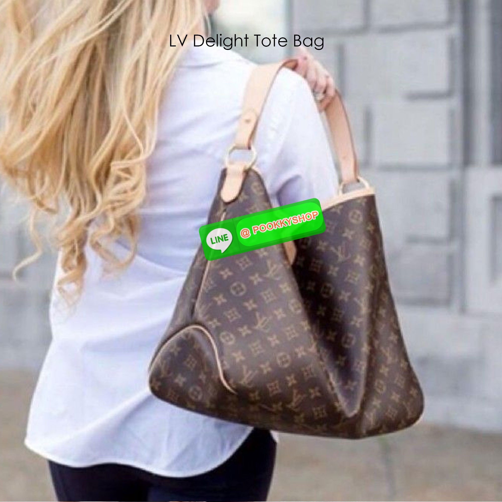 🕊️ พร้อมส่ง | LV Delight Tote Bag กระเป๋าทรงโท้ทใบใหญ่ ขนาดจุได้แบบล้นๆ มาพร้อมใบเล็กเข้าเซ็ทพิเศษที่สุด!! สมใจใครที่มองหากระเป๋าใบโปรด มีตะขอเกี่ยวที่ปากกระเป๋า และยังมาพร้อมสายสะพาย 2 แบบ คล้องไหล่ สะพายข้างลุยๆ เก๋ๆ ก็ตอบโจทย์ทั้งหมด ภายในโล่งก