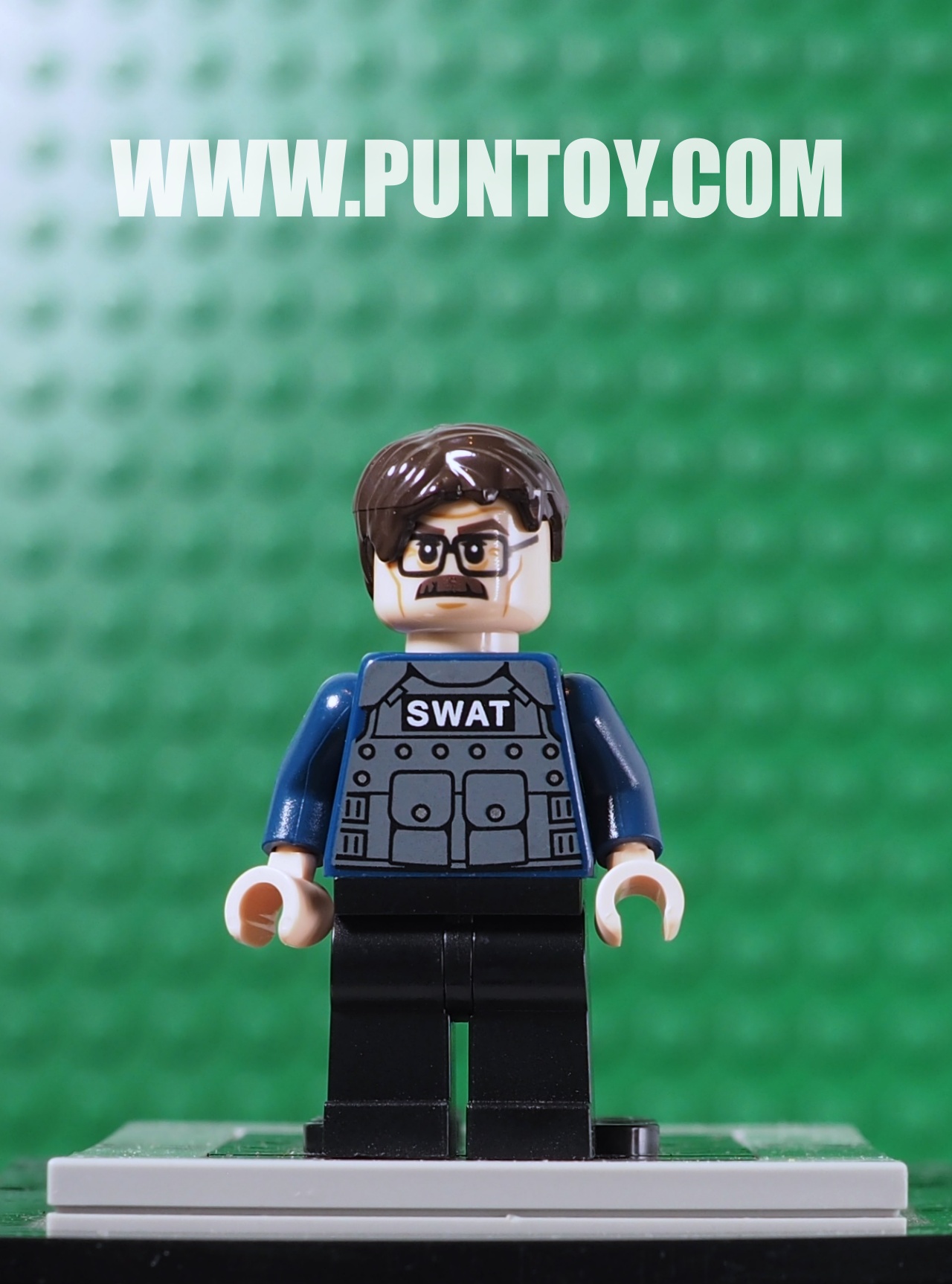 sh063: Commissioner James Gordon