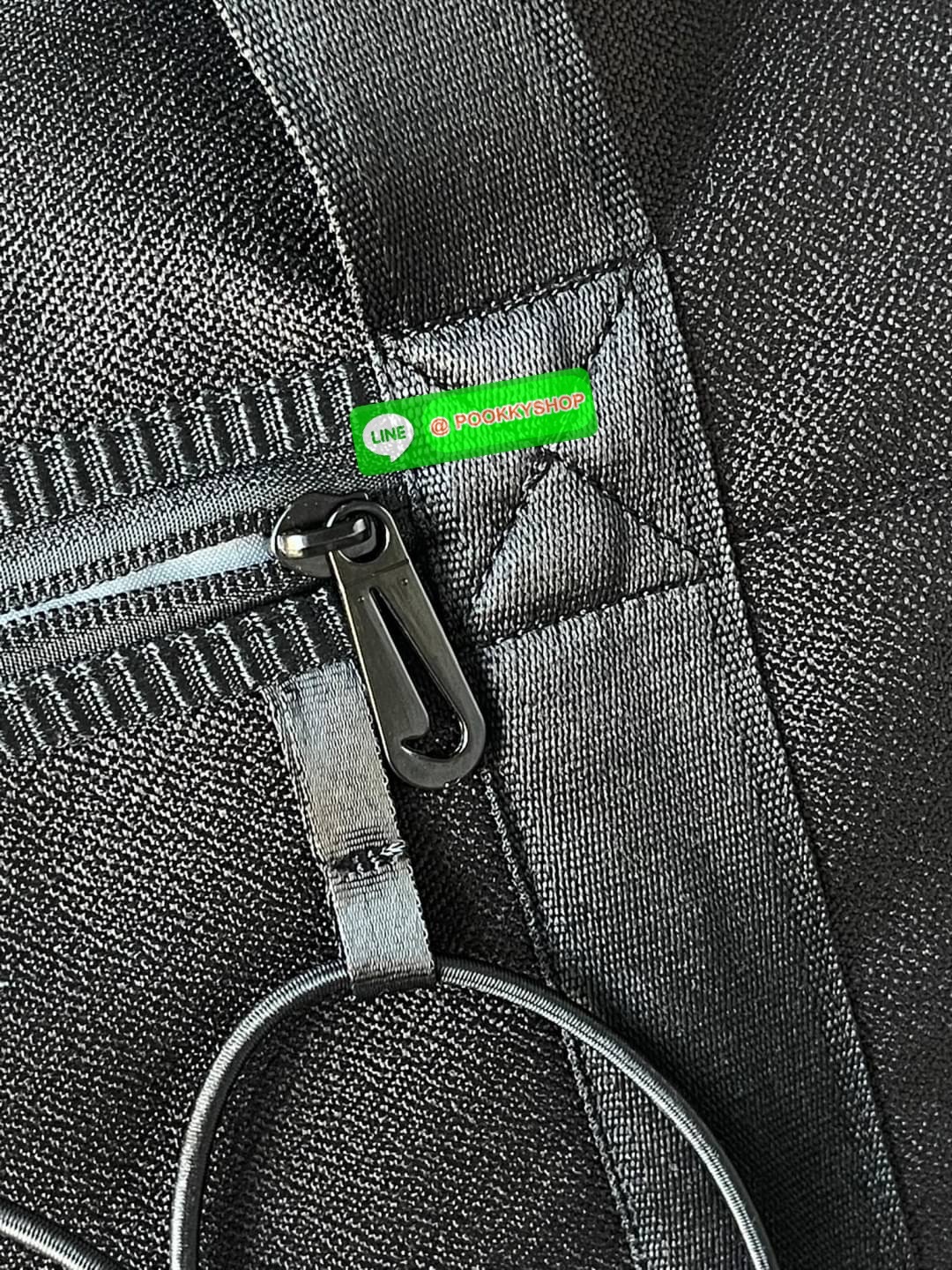 💕Nike One Women's Training Tote Bag กระเป๋าโท้ท Nike One เป็นทางออกของคุณในการใส่ทุกอย่างให้เข้ากับวันของคุณ ตั้งแต่ที่ทำงานหรือโรงเรียนไปจนถึงการออกกำลังกาย—ดีไซน์อเนกประสงค์มีทุกสิ่งที่คุณต้องการ ใส่แล็ปท็อป ขวดน้ำ และทุกสิ่งที่คุณต้องการใน